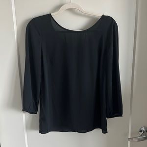 Black top with bow back